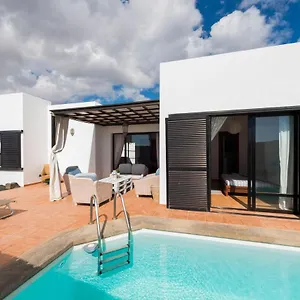 https://la-casita-marinera.in-canary-islands.com